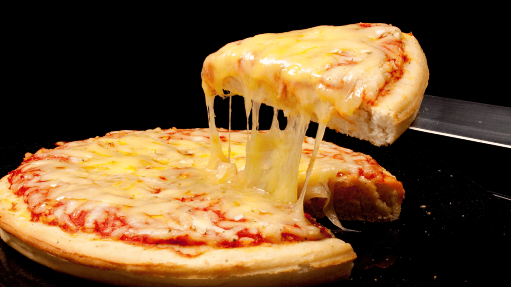 Pizza making by baking accessories